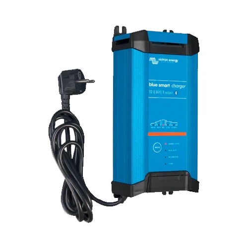 Victron Blue Smart IP22 12/30 (1) | Hoher Strom für 12V