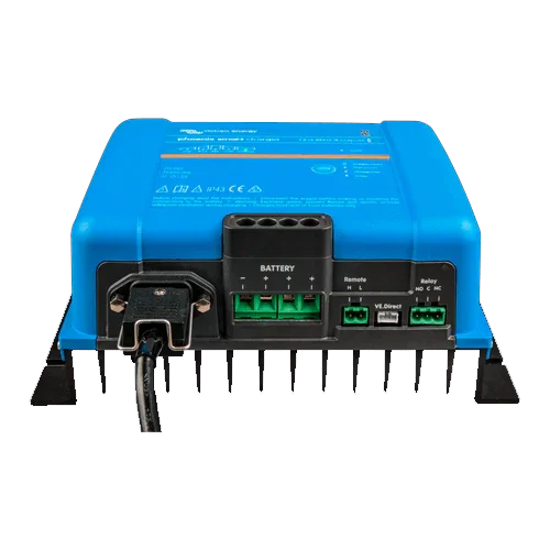 Caricabatterie Victron Phoenix Smart IP43 12V 50A (3 uscite) Bluetooth